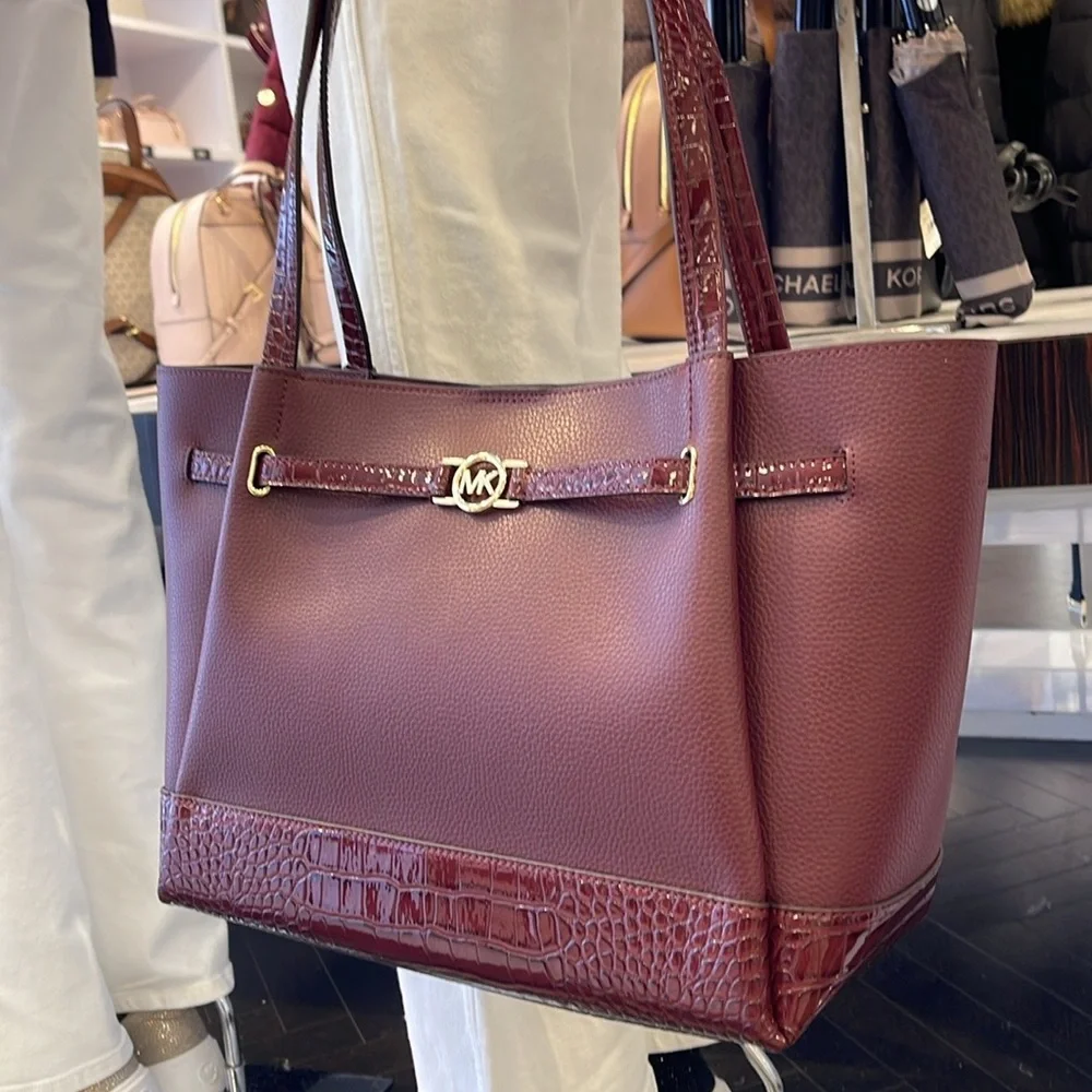 MICHAEL KORS
Reed Lg Leather Belted Satchel Shoulder Handbag 
Oxblood Crocodile - Picture 2 of 16